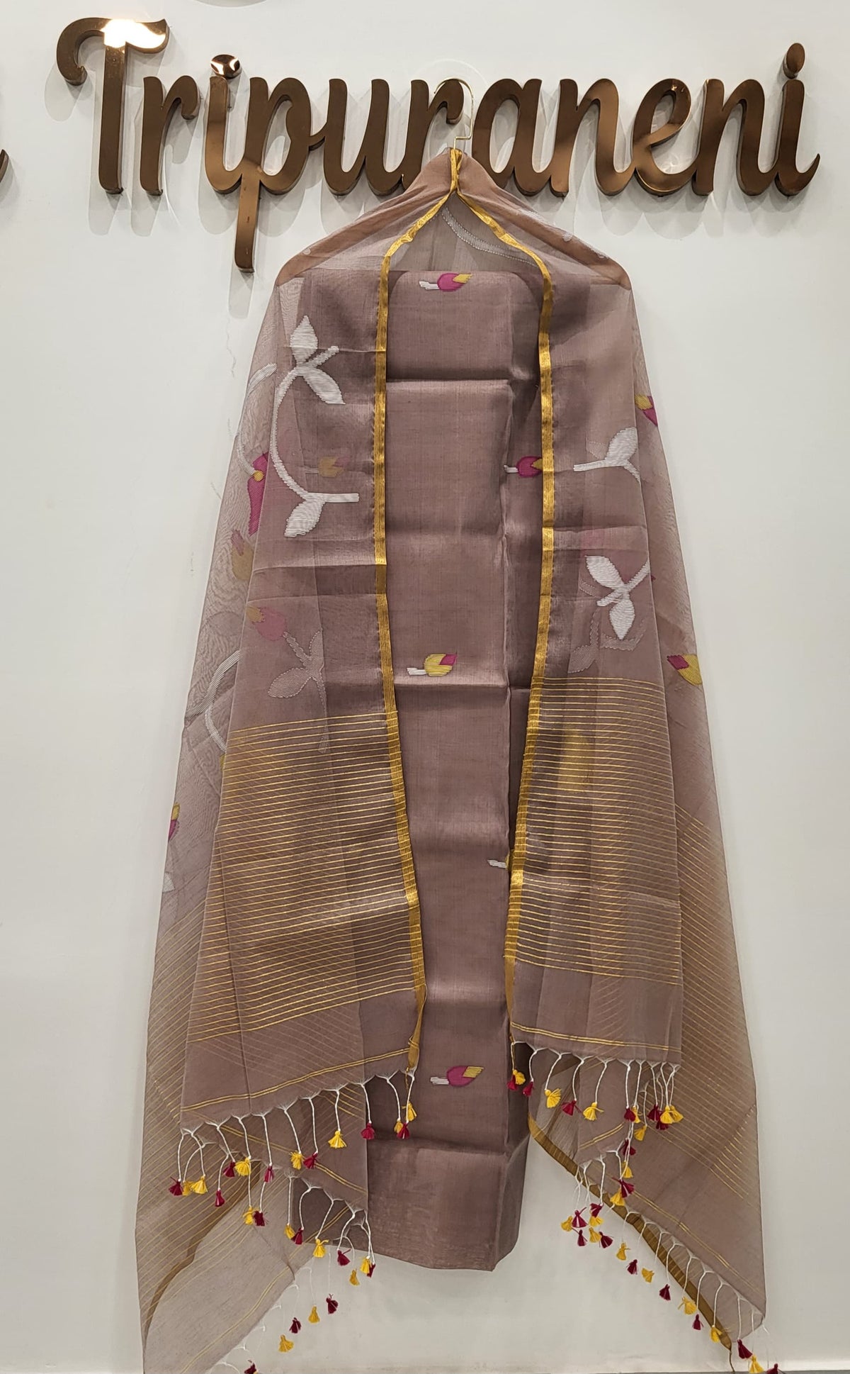 Muslin Kora Jamdani 2-piece sets
