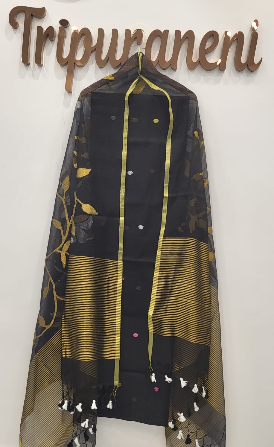 Muslin Jamdhani 2 piece set - dupatta with all over weaving